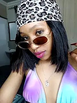 CocoSexyBabe on StripChat 