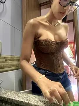 StripChat DulceLenns  is Freechat  DulceLenns — Ride dildo so good mmmm