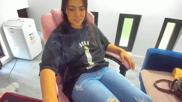 Dyana_Kaylinn — squirt