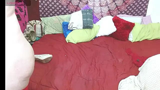 elena_evans on StripChat 