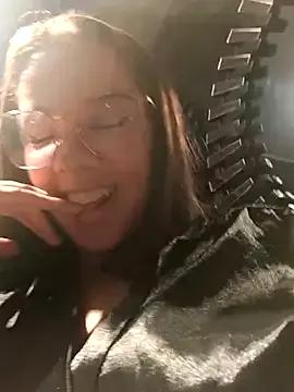 EmmaSulivan on StripChat 