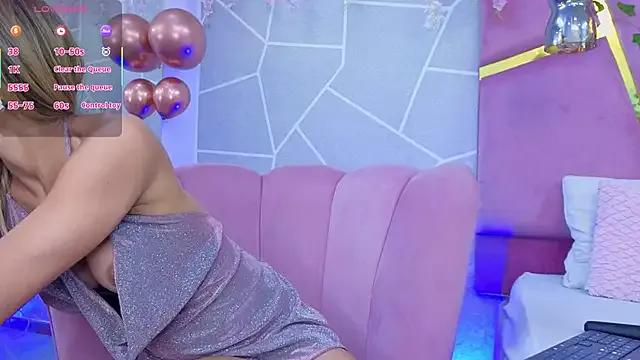 EmmyCortez on StripChat 