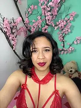 Esmeraldagh_ on StripChat 