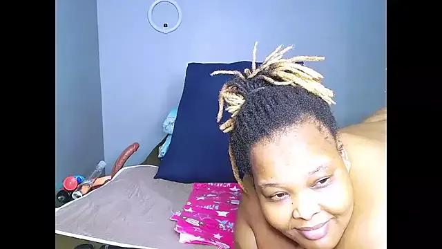fatafricanqueen on StripChat 
