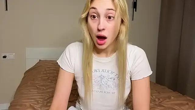 foxy_vivi — Private on StripChat