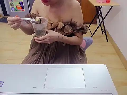 Funnygirl_9x on StripChat 