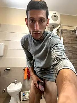 StripChat Gionnytav  is Freechat  Gionnytav — Squirt pisciata
