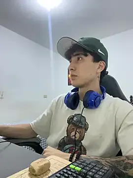 gojo_satoru_18 on StripChat