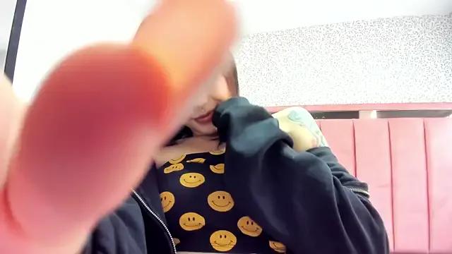 Hanna_Lee__ on StripChat 