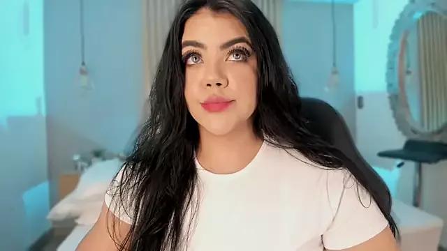 Harmonybabe_