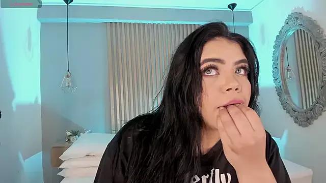 Harmonybabe_
