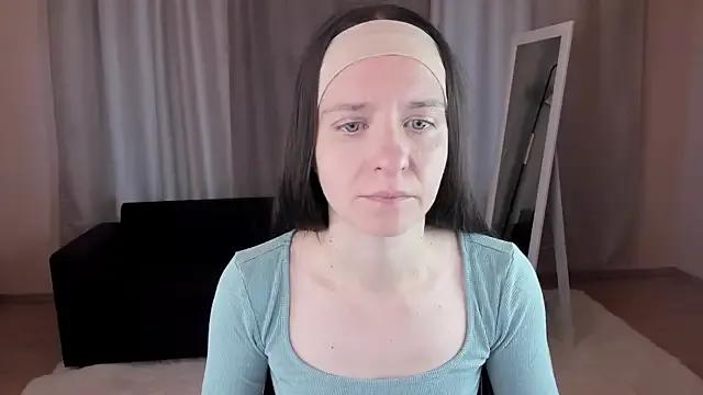 helentasty on StripChat 