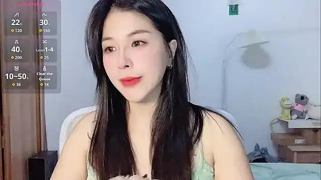 hhmimi_7 on StripChat 