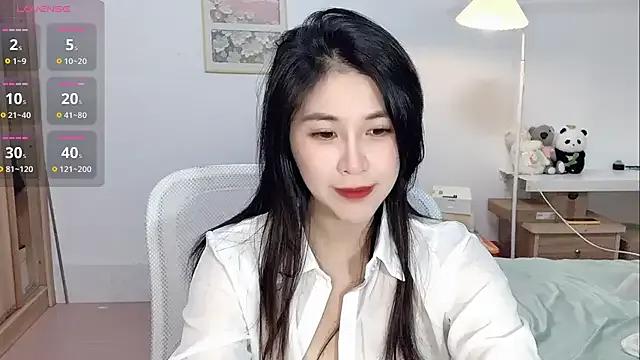 hhmimi_7 on StripChat 