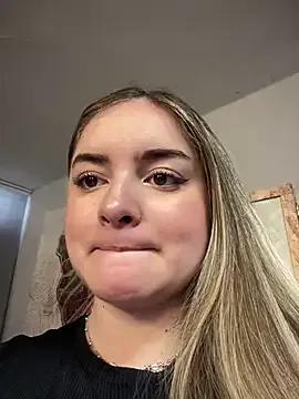 Freechat imlindapink on StripChat