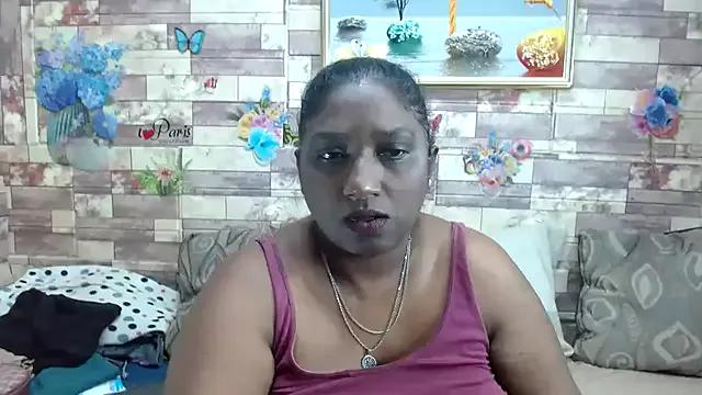Indian_tracy on StripChat 