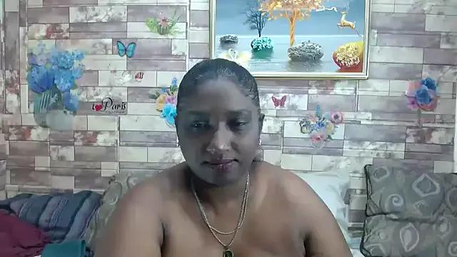 Indian_tracy on StripChat 