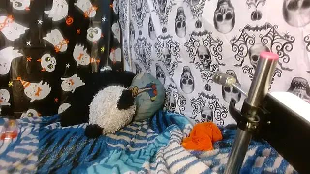 Freechat kattislut77 on StripChat