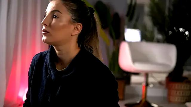 KellyMathews — Fuck me with your eyes 