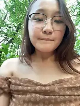 KissMeEva — boobs show in public