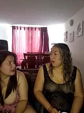 kitty_84 on StripChat 