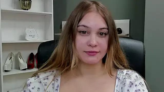 Freechat kitty_valeria on StripChat