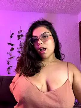 kittylu__ on StripChat 