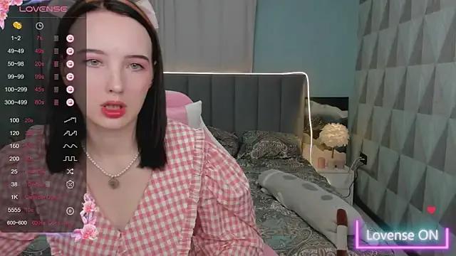 Lana_Oberly on StripChat