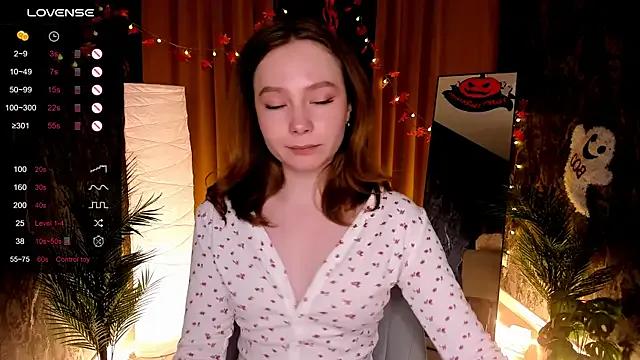 LanaBlu_ on StripChat 