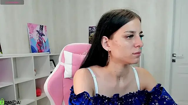 lasly_moon on StripChat 