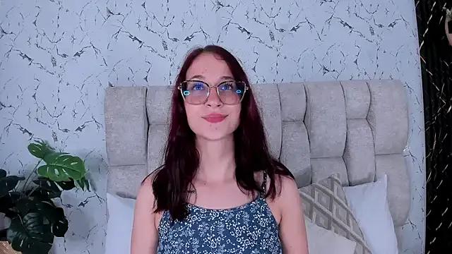 StripChat Laura_Ivy  is Freechat  Laura_Ivy — doggy style and spanks ass(20)