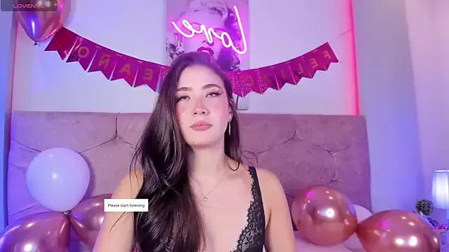 Lee_Haneul on StripChat 