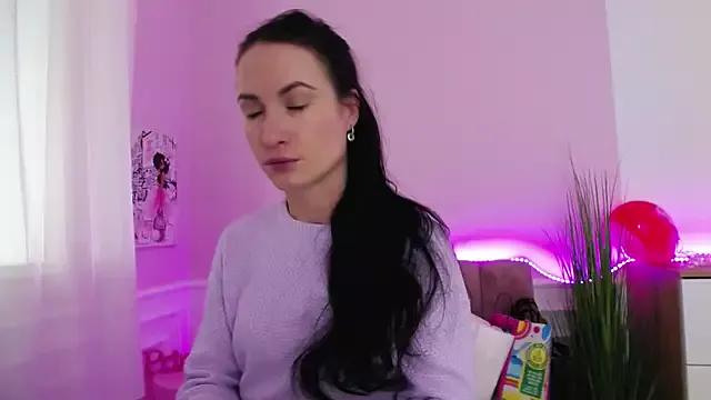 LeiilaBloom on StripChat 