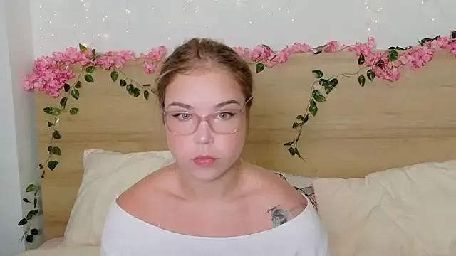Freechat Lilith_Bonheur on StripChat