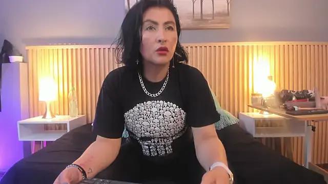 Freechat lilith_catt on StripChat