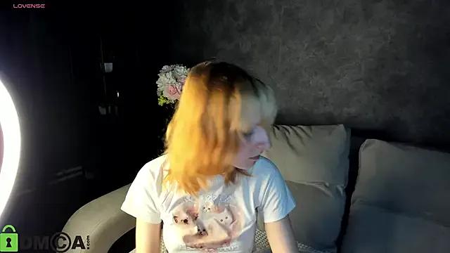 Little_Chips on StripChat 