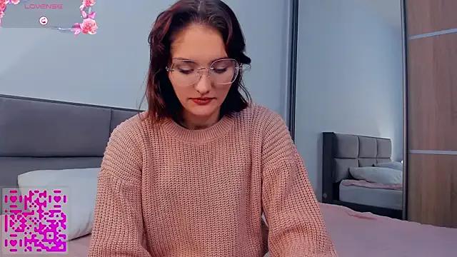 Freechat LorrieDegonia on StripChat