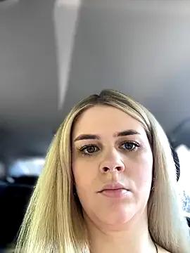 Love_Bri — Make my pussy very good