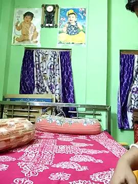 StripChat MAGGO-11  is Freechat  MAGGO-11 — Public pussy show