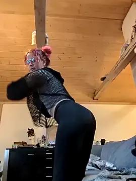 Group marijacucu on StripChat
