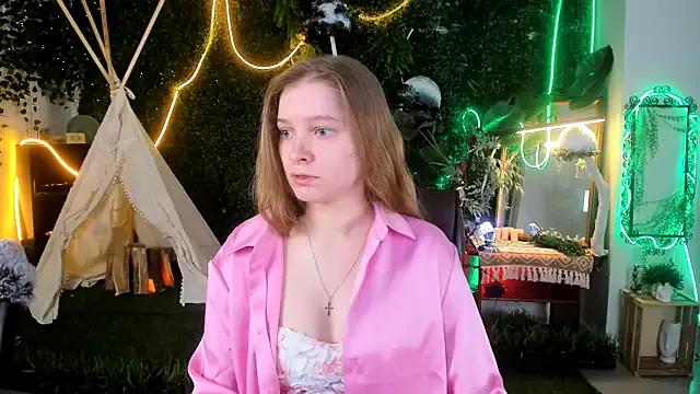 MayaSinabon on StripChat 