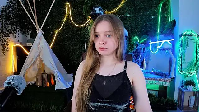MayaSinabon on StripChat 