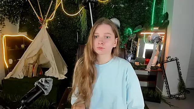 MayaSinabon on StripChat 