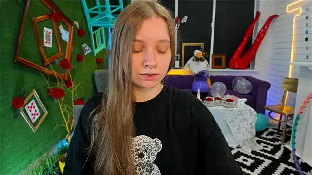 MayaSinabon on StripChat 