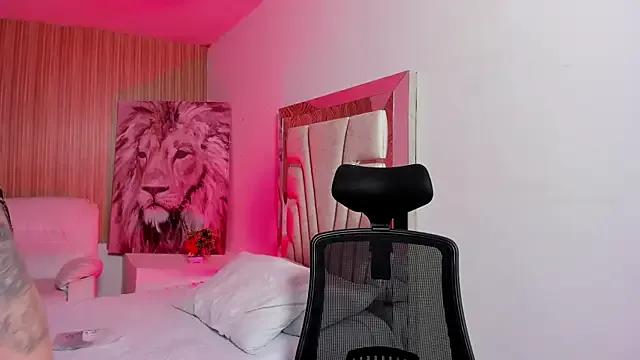 Melany_Luv — Freechat on StripChat