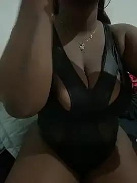 MiiaaCollinss on StripChat 