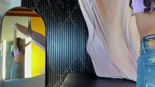 Miss_Ariaa — Freechat on StripChat