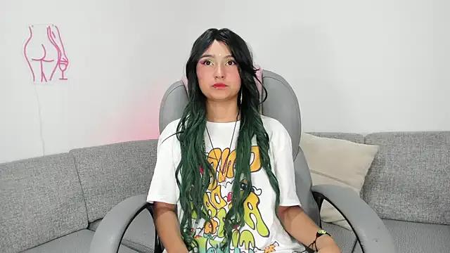 Molly_sweetlove on StripChat 