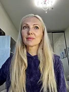 Freechat Monna on StripChat