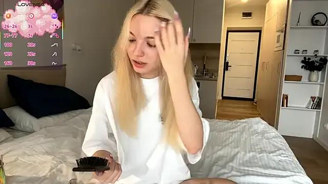 Freechat MycuteMolly on StripChat